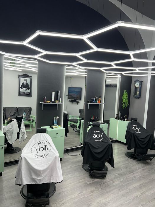 Inchiriez Scaun in Salon de Frizerie