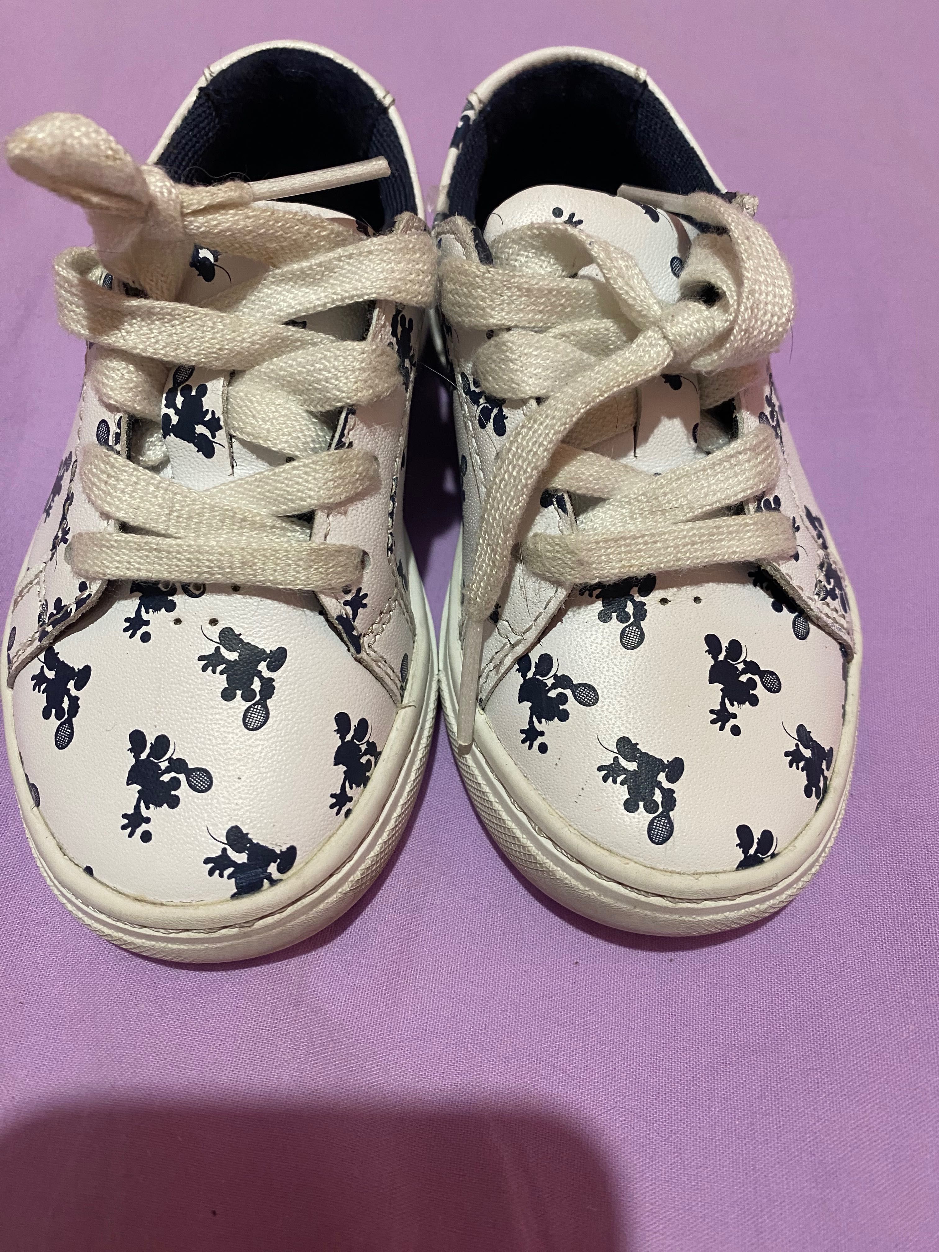 детски оригинални маратонки Lacoste, номер 23