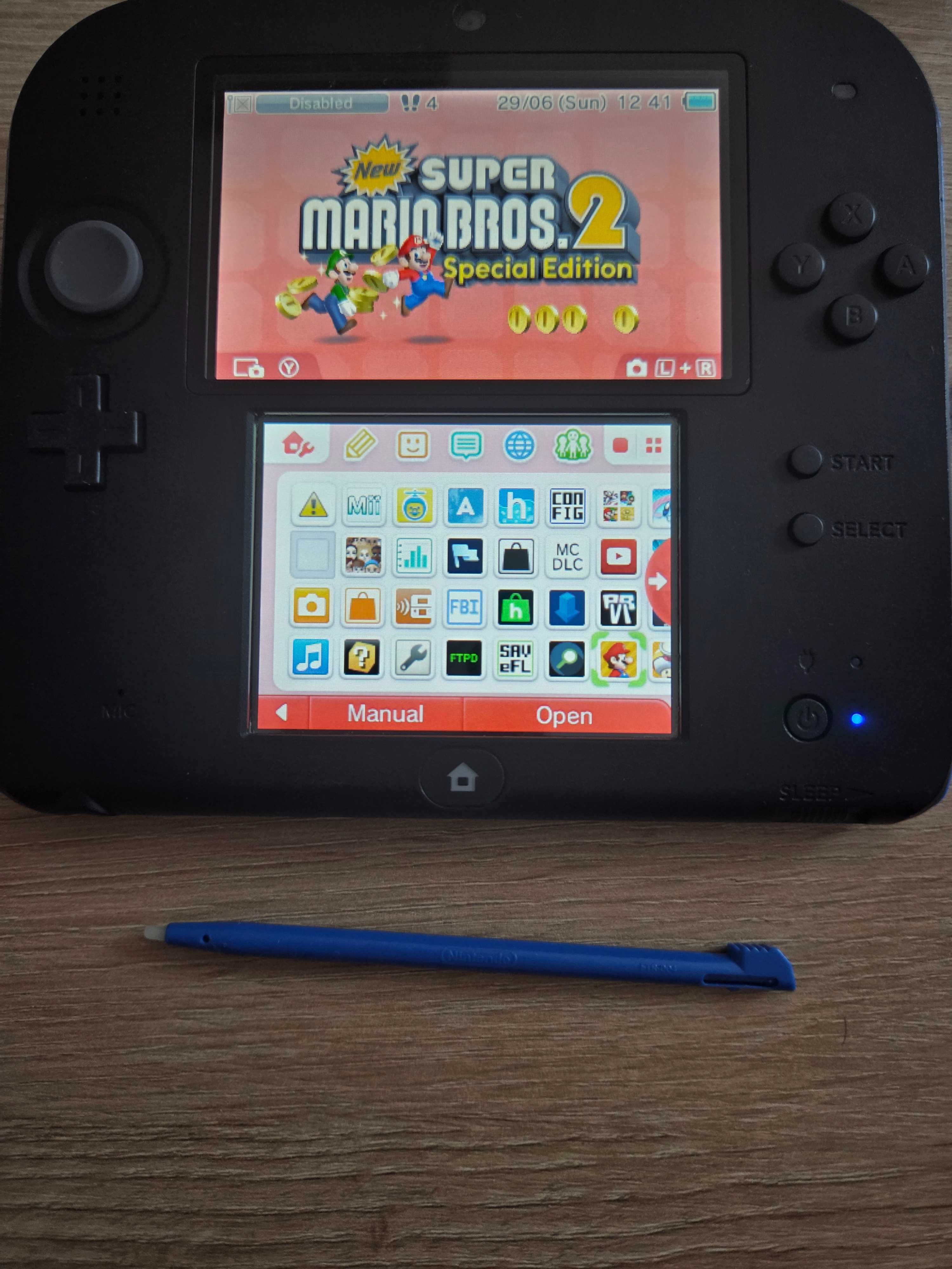 Nintendo 2ds modat cu Sandisk ultra 128gb peste 150 jocuri instalate