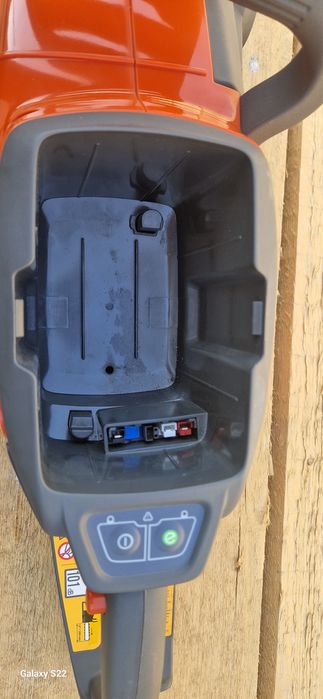 Husqvarna drujba pe acumulatori