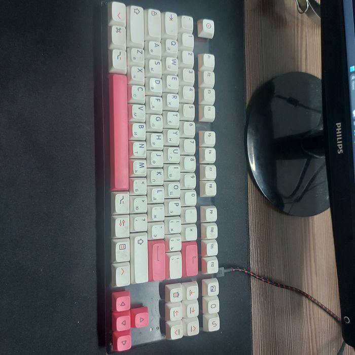 Продам клавиатуру hyper x