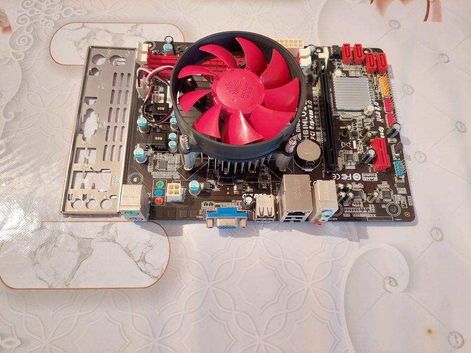 Продам комплект H61 DDR3