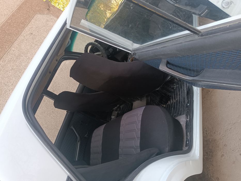 Vaz 07 sotiladi naxdga