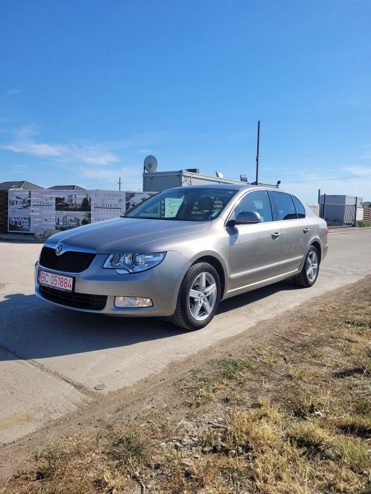 Skoda Superb  2010