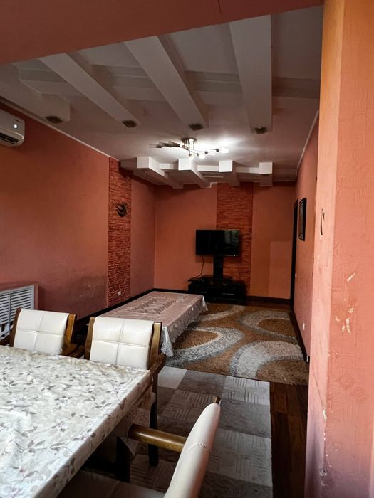 Чиланзар-11 Ор-р:*Чирокчи жиз* 4/4/4 (70м²)