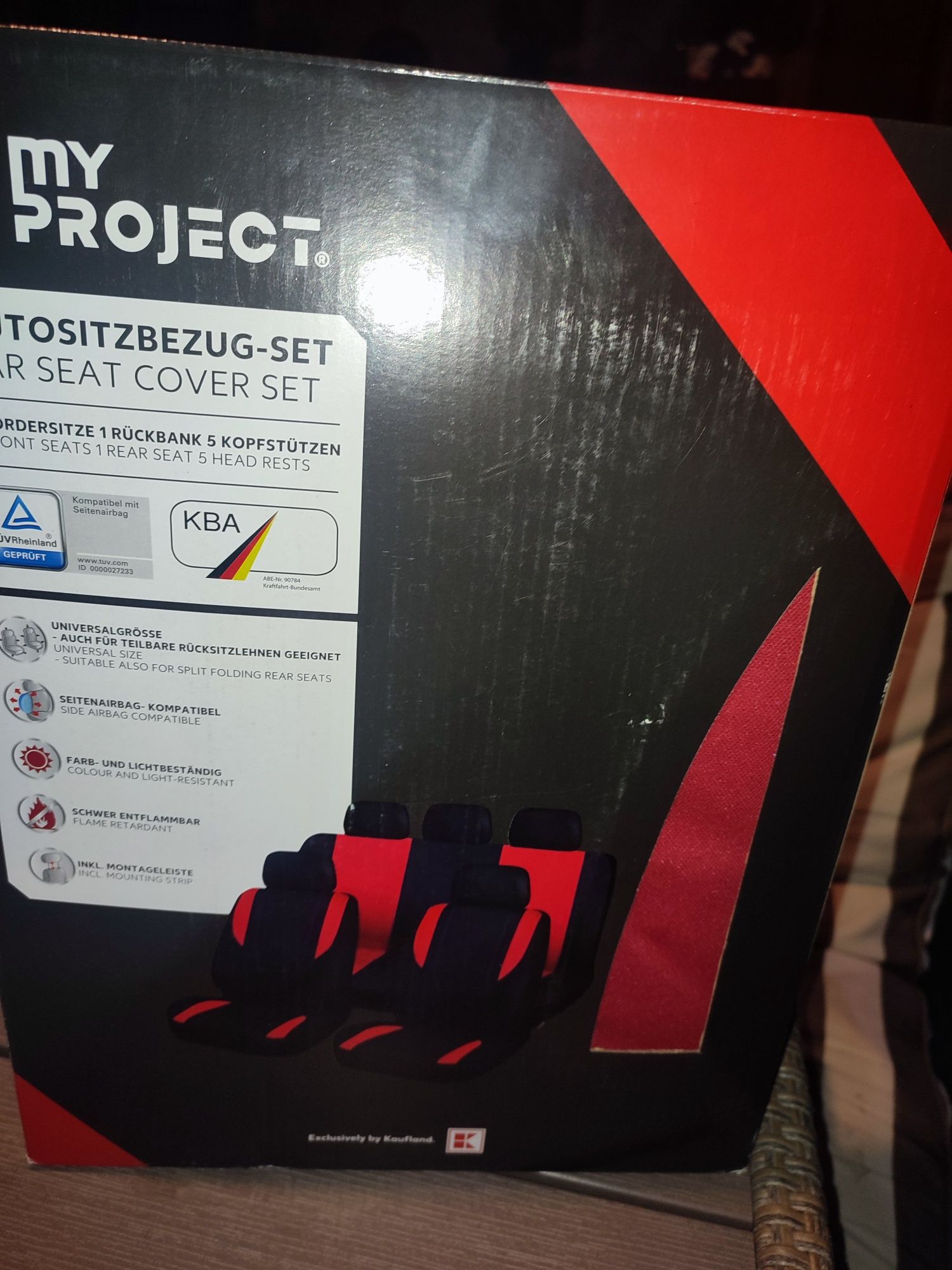 Set huse pentru scaune auto