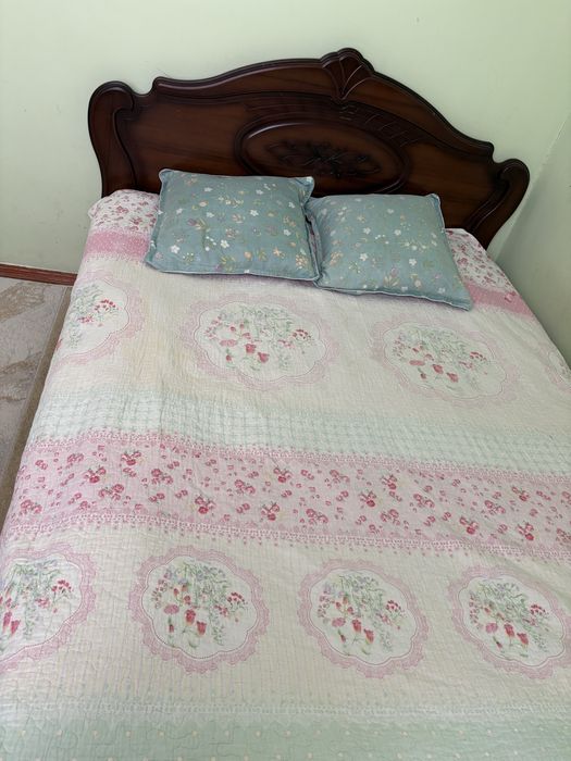 Екі адамдық диван кровать сатамын