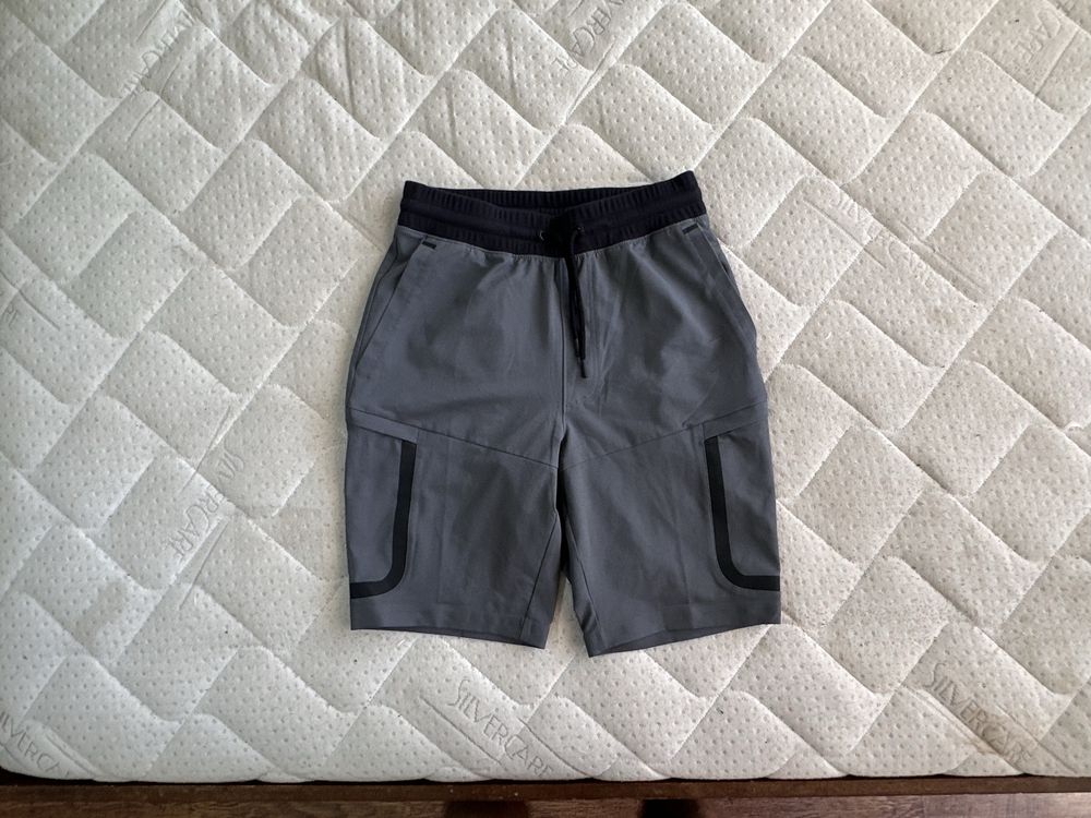 Under Armour Tech  Men's UA Sportstyle мъжки спортни къси панталони