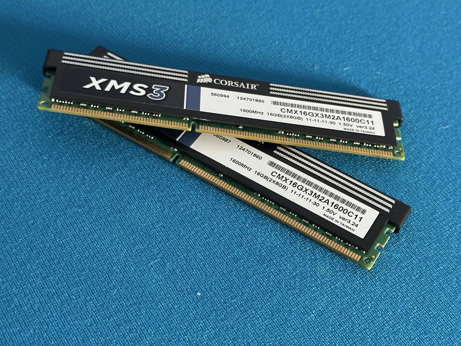 Memorie Corsair XMS3 32GB DDR3 1600MHz CL9 (2x16gb)