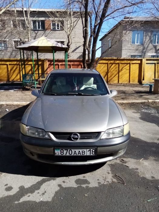 Продам Опель Вектра В автомат
