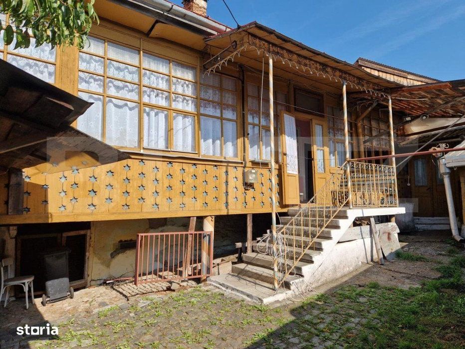 Casa in Abrud, teren 480mp, zona ultracentrala a orasului. APUSENI