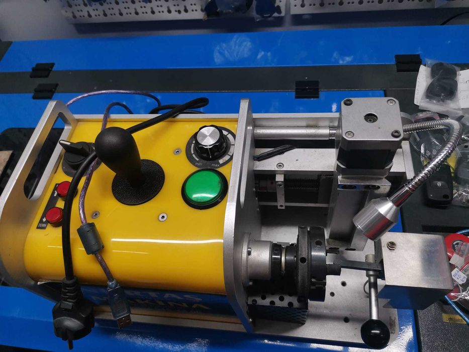 Aparat de gravat verighete