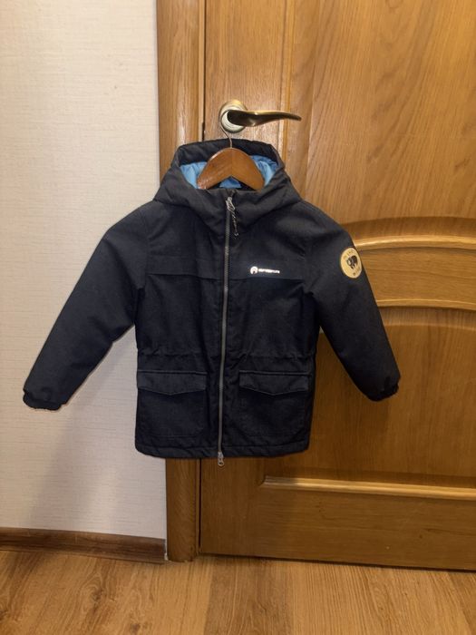 Осенняя куртка Outventour мальч, на возраст 4-5 лет, 104/110