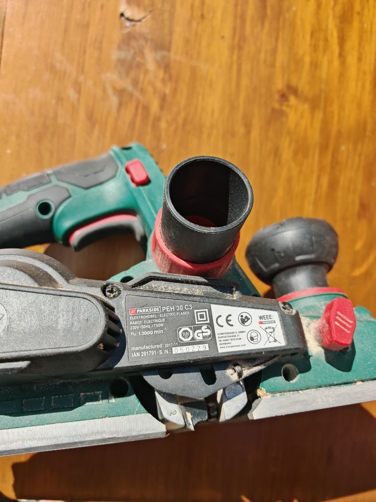 Rindea electrica