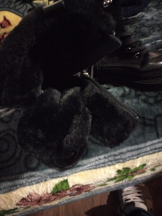 Ghete Damă Zara din piele originale  purtate o dată