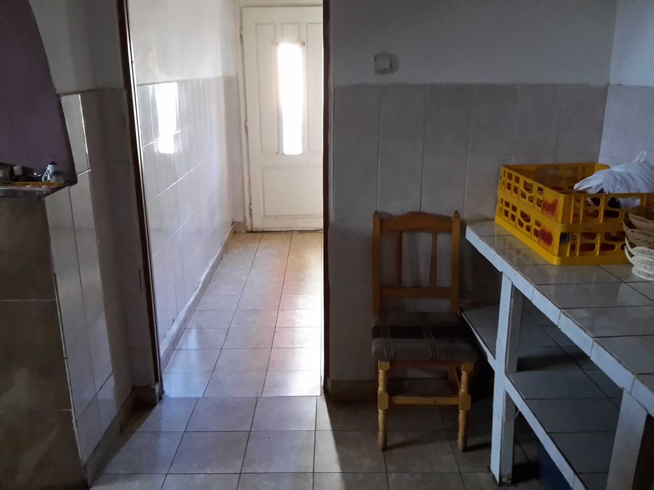 De vanzare cladire Hotel + Restaurant