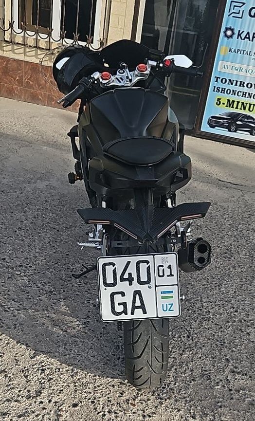 Dugati 400 kub injektor