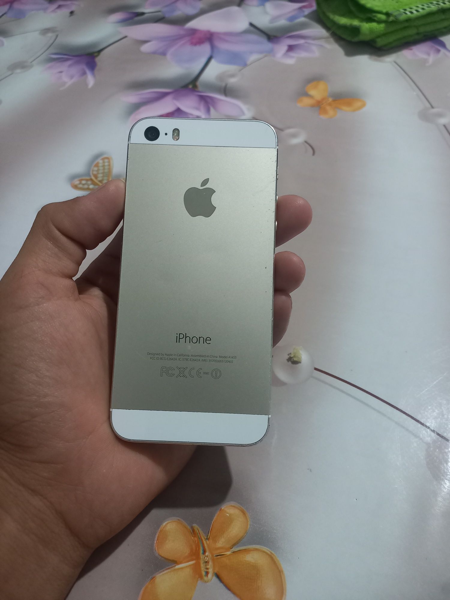 Iphone 5s holati yaxwi atpechatka iwlid trutonam kameras tnu