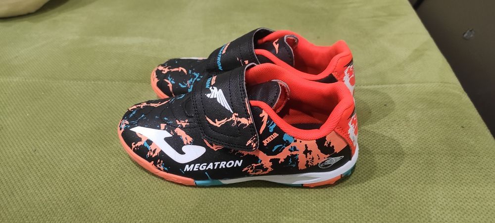 Футболни обувки за деца 33 номер