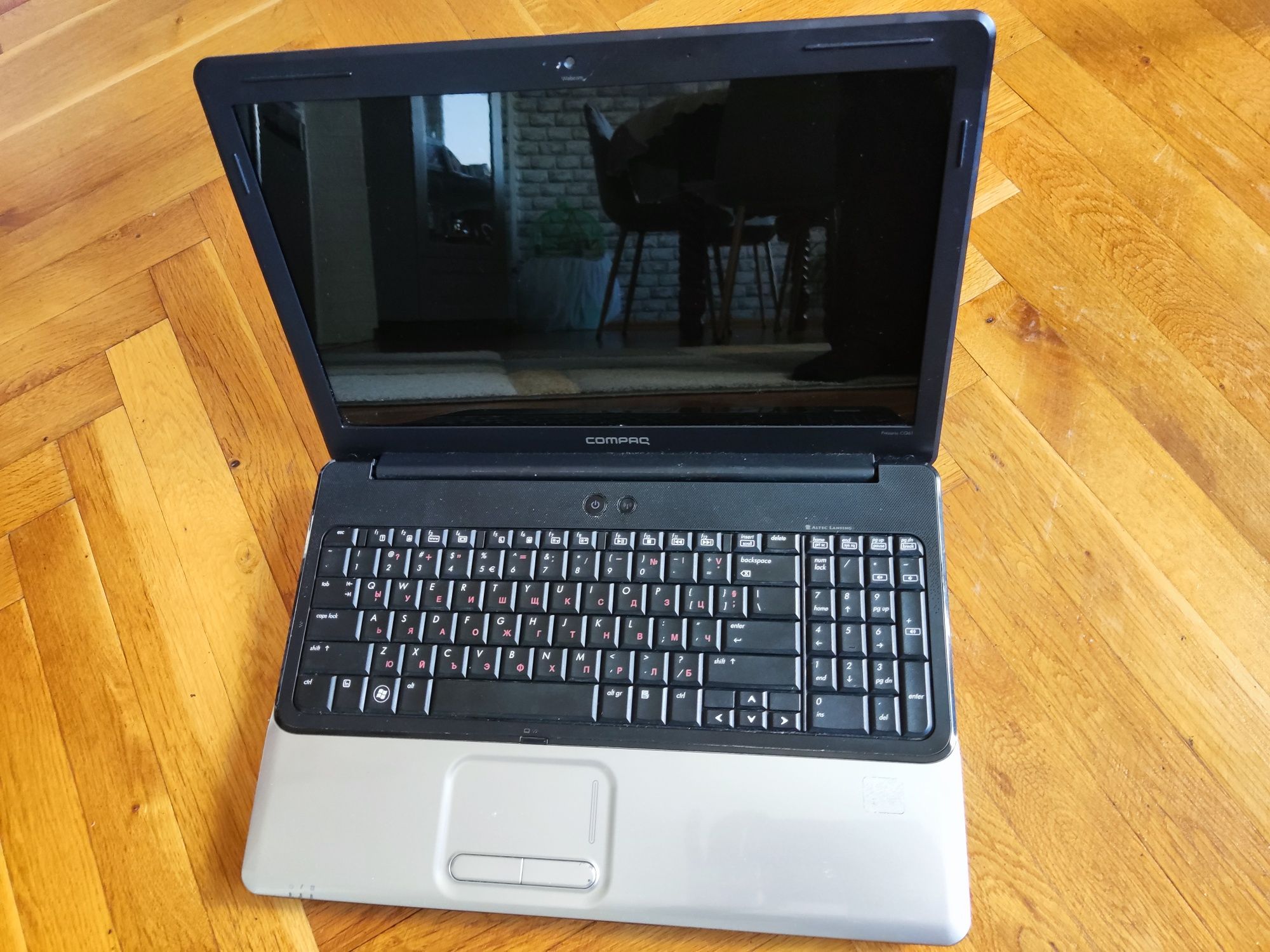 Лаптоп Compaq CQ61