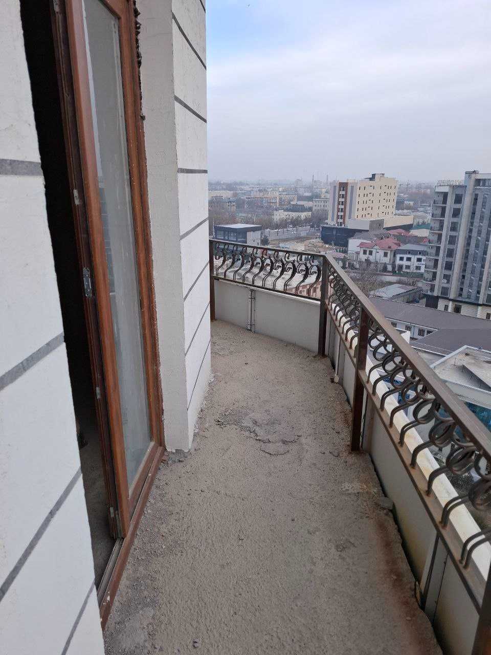 Сергели 8 янги дом метро якин мансардали 9-10-этаж дуплекс 170квадрат