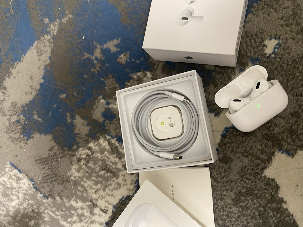 Air pods pro.