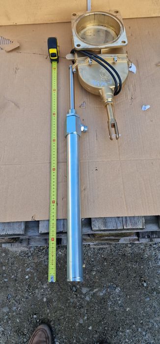 Cilindru hidraulic vidanja ridicare acționare clapeta pe baza de coman