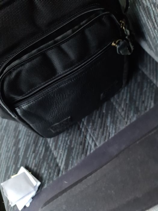 Мъжка чанта за през рамо