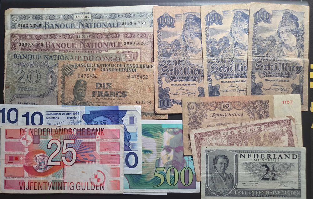 Bancnote din Belgia, Congo Belgian, Olanda și Franța sunt la vânzare.