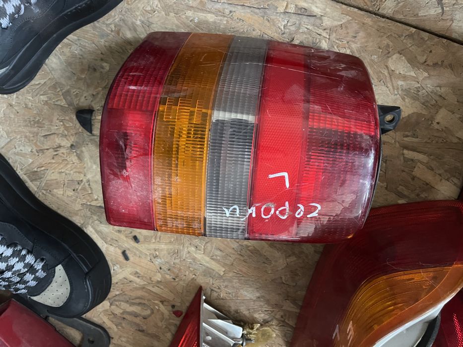 Ляв стоп за Гранд Чероки 2003 година