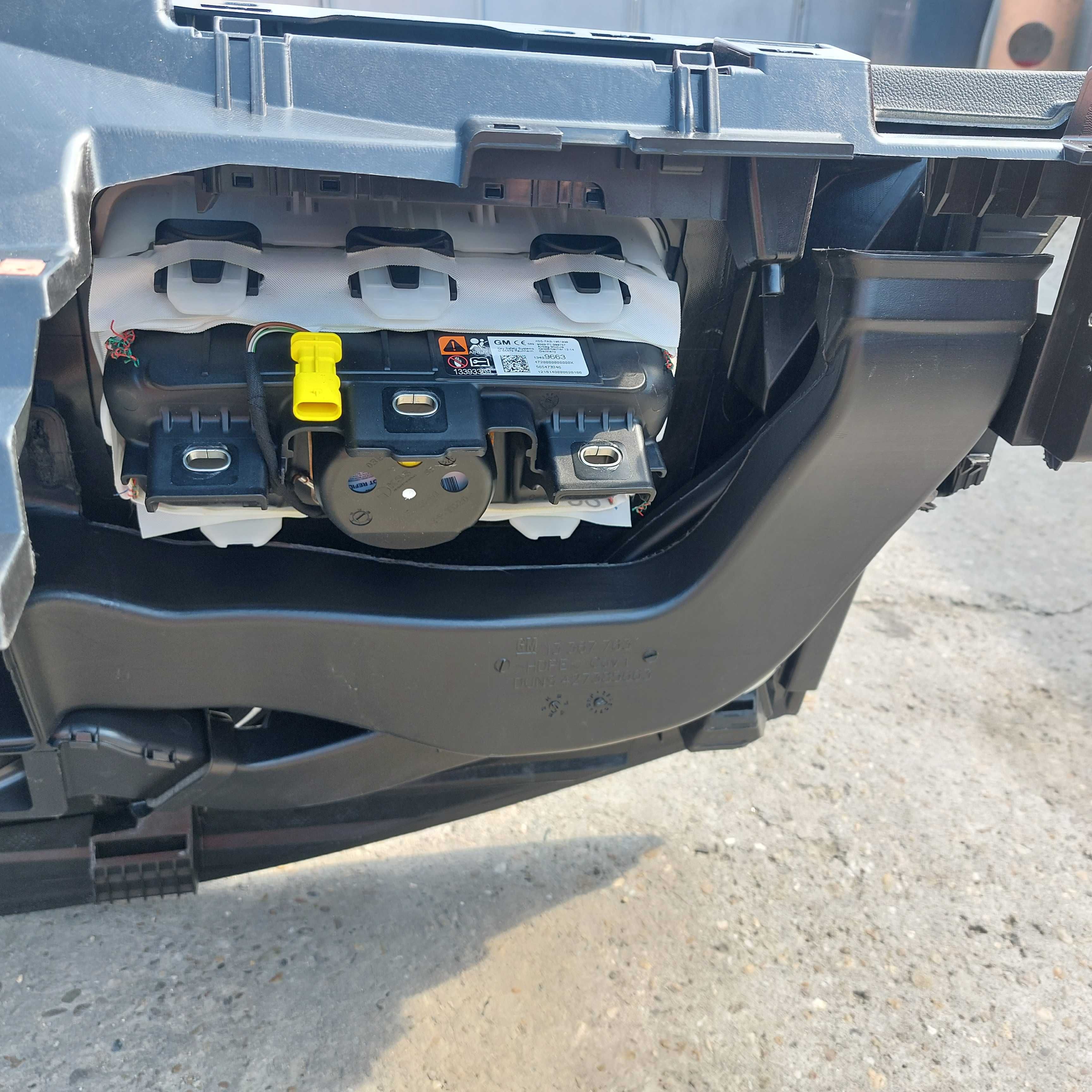 Plansa Bord head up + kit airbaguri Opel Astra k din 2019