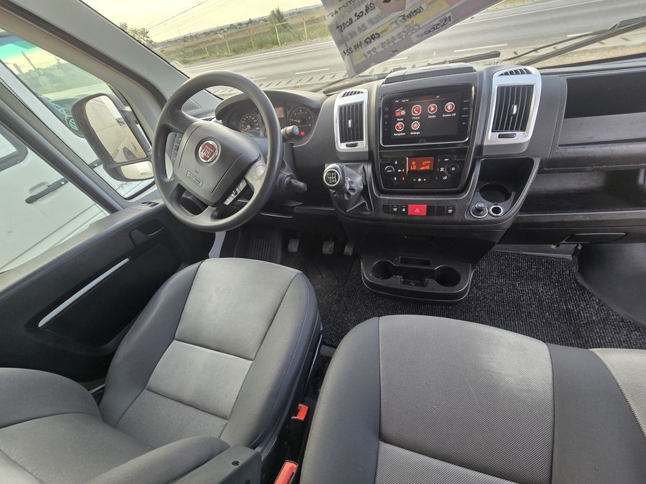 Fiat Ducato Maxi cu lift, motor IVECO