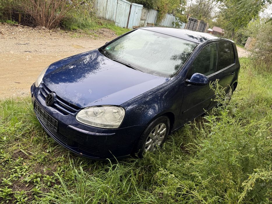 Volkswagen Golf 5 1.9Diesel fara acte