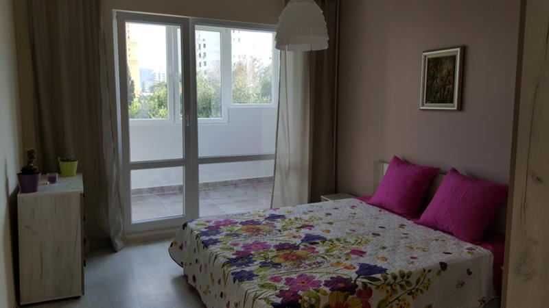 Дава се под наем Тристаен апартамент в София, Младост 4 - 95 кв.м за 510 € - Снимка #2