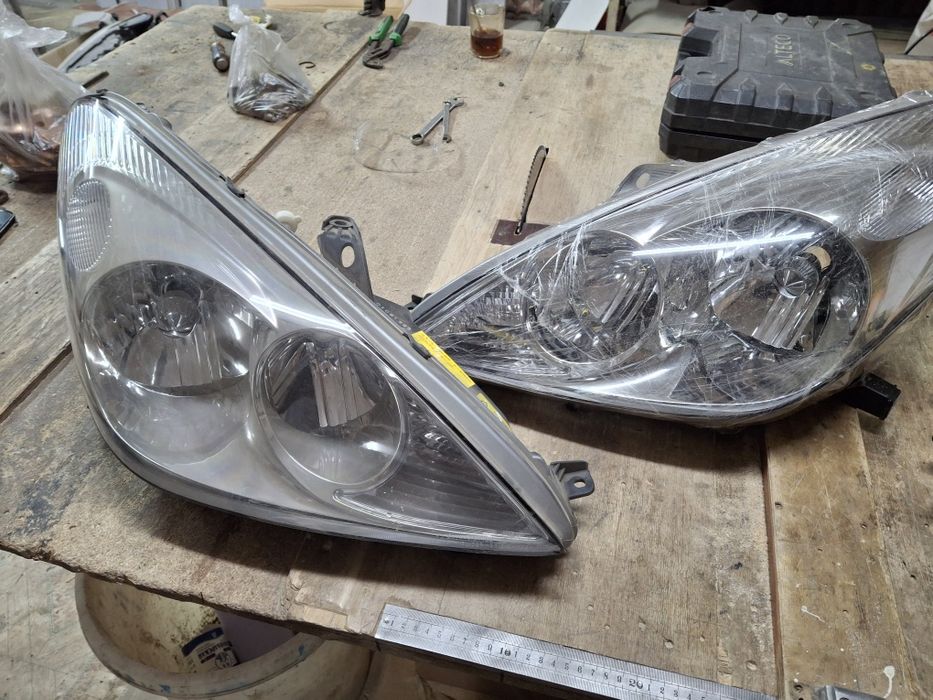 Фары лексус es 300 продам