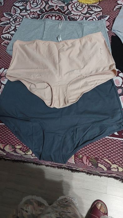 Продаются жен трусы размер 24 пр-во Бангладеш для полных женщин - цена