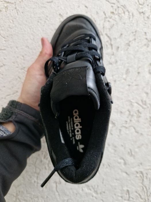 Adidas  Made in Vietnam nr 40