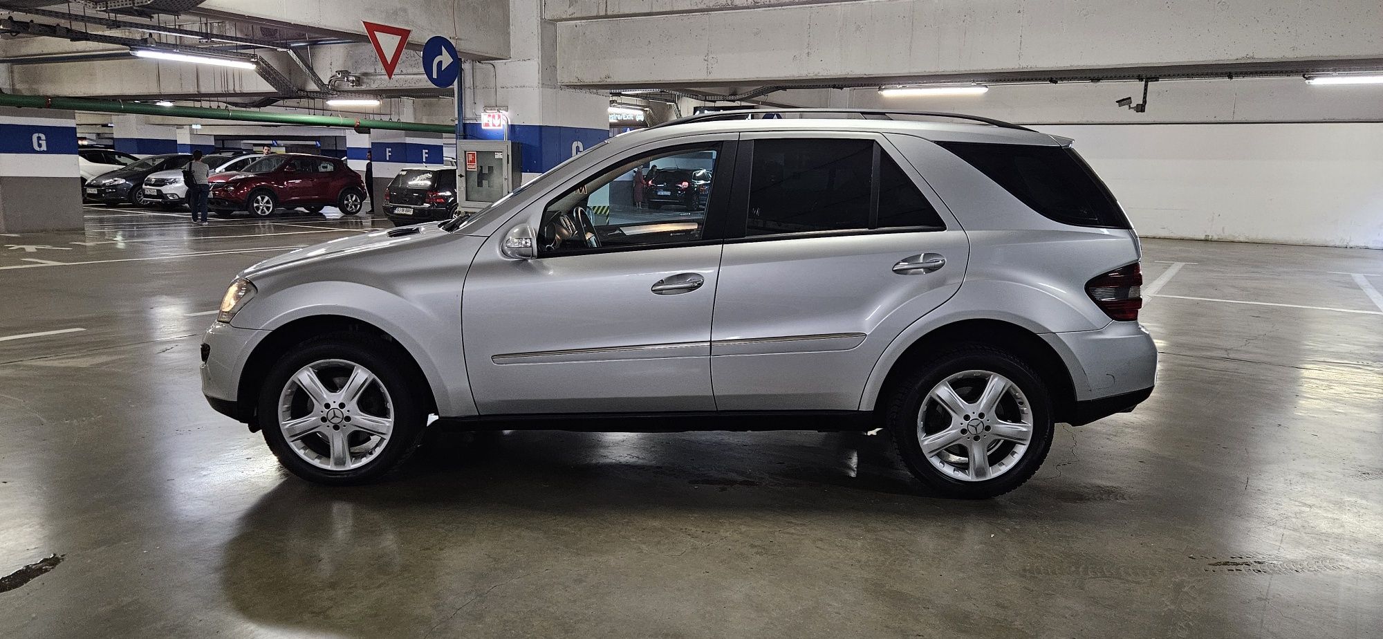 Vand Mercedes ML, 3.0 diesel, an 2009, 4 MATIC (4x4), FULL, Acte Zi