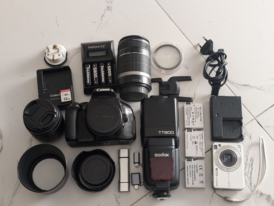 Canon EOS 600D в очень хорошем состоянии