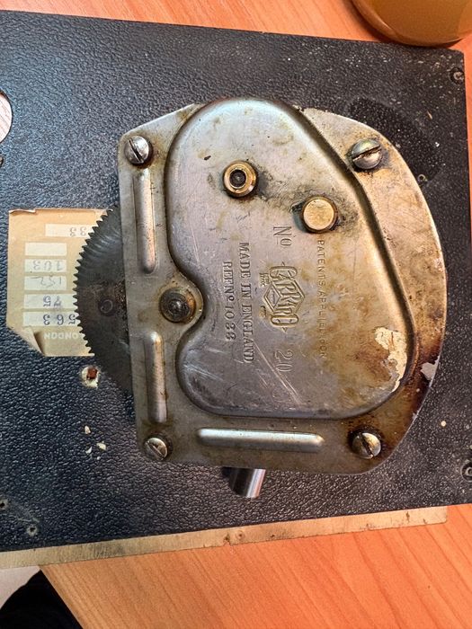 механизъм за  стар грамофон /механичен/Garrard No 20