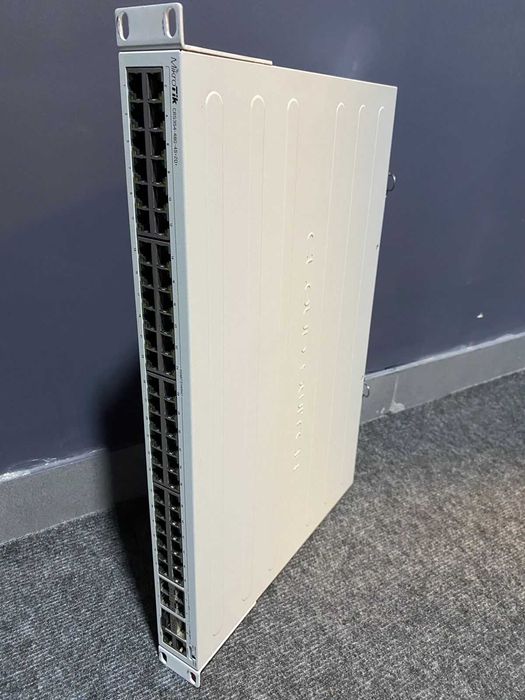 MikroTik CRS354-48G-4S+2Q+RM
