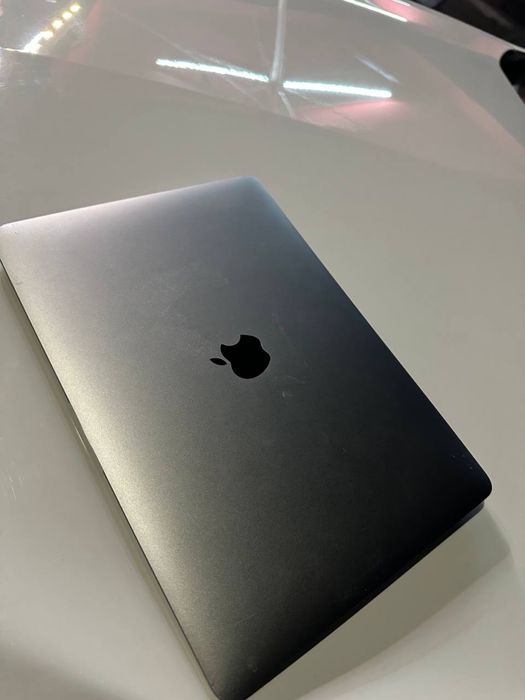 Macbook Air M1 8/256