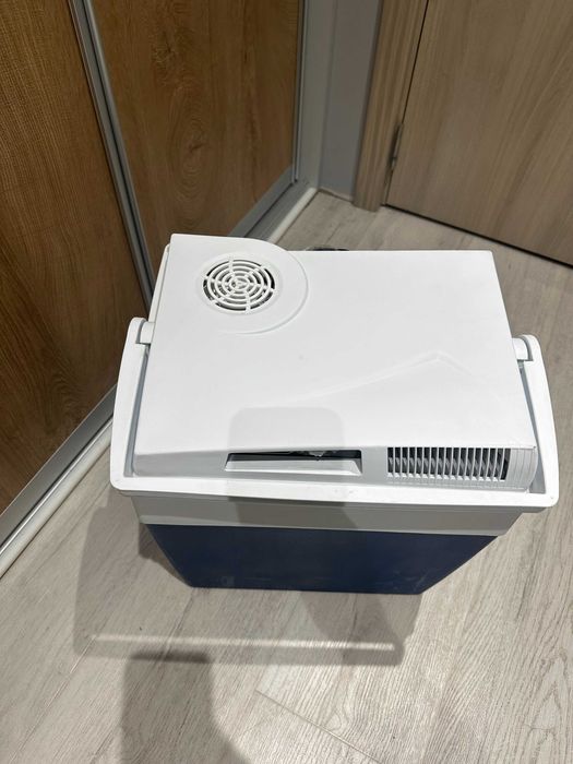 Хладилнa чанта Mobicool - , 29л, 12V-220V студено