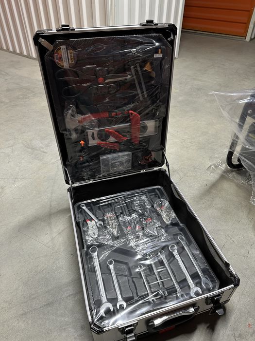 Большой набор инструментов