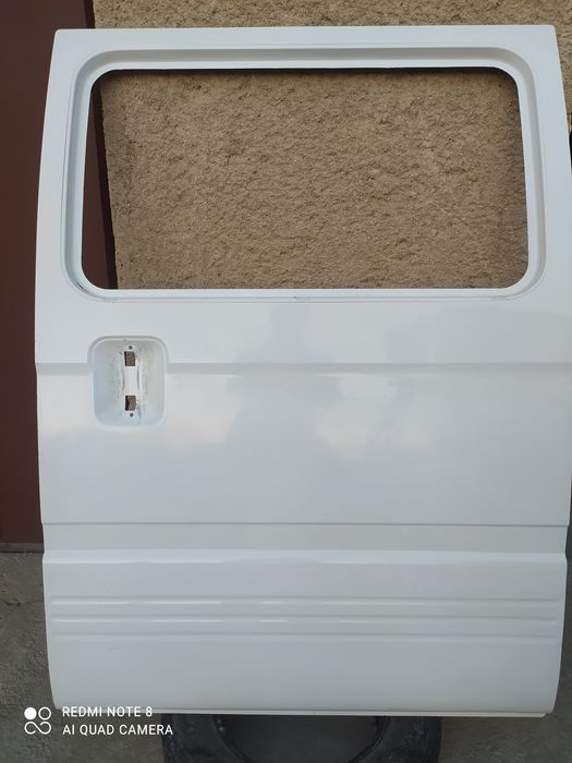 Damas eshik chap tomon