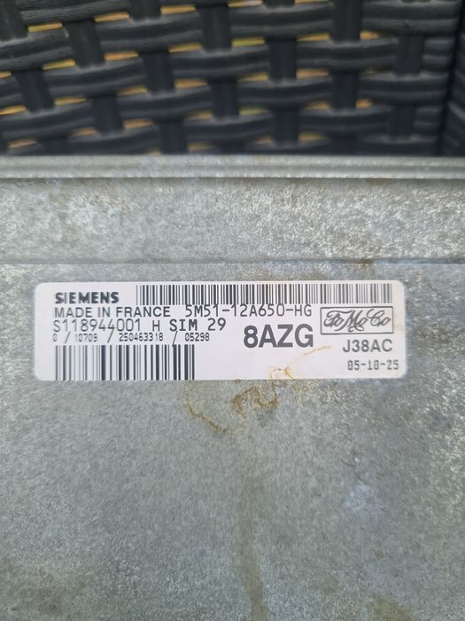 Ecu/ Calculator motor  Ford Focus 1.6 benzina OEM (2004-2009) 8AZG