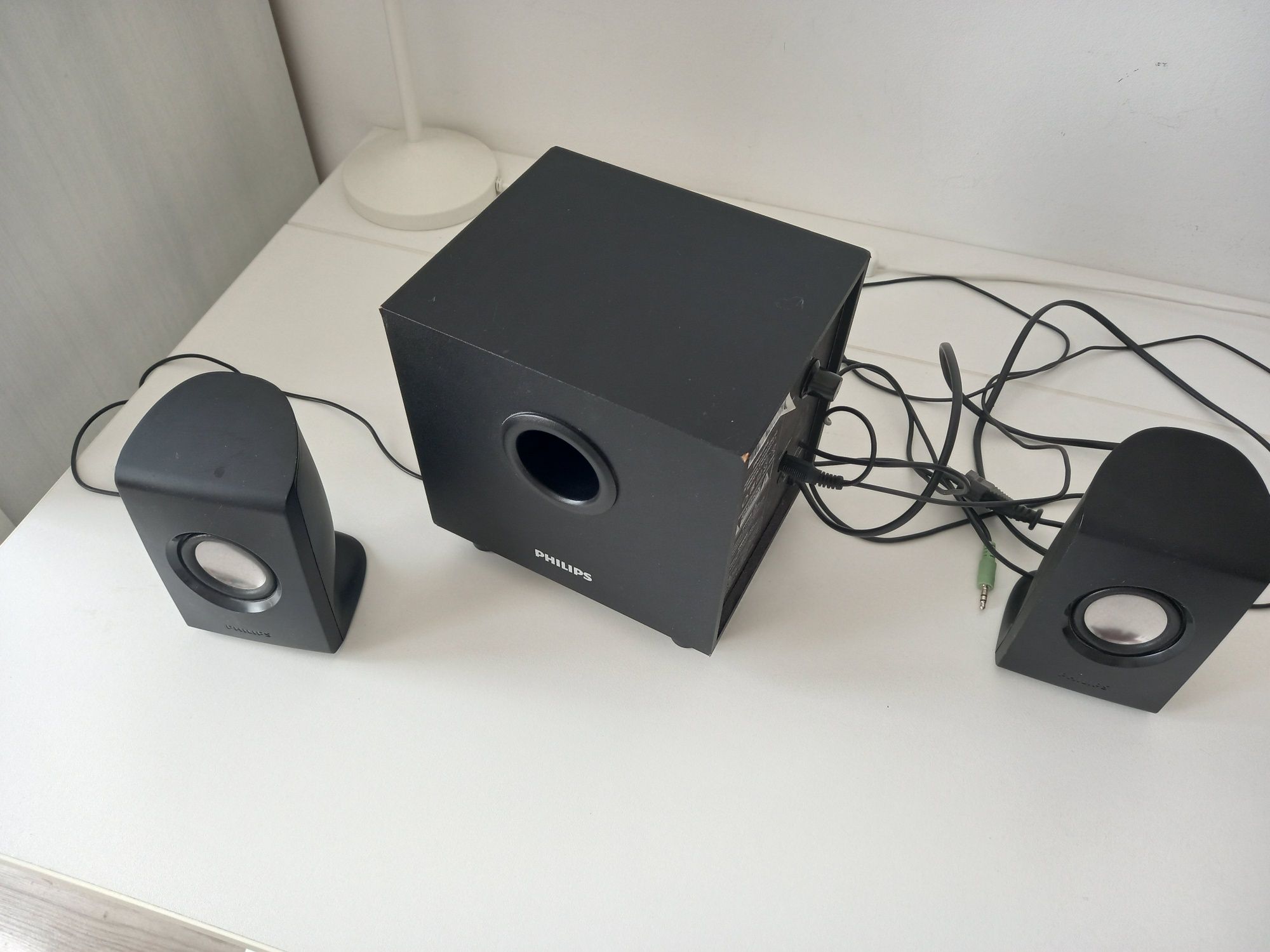 Колонки Philips SPA1330/12 2.1 (сабвуфер + 2 сателлита)