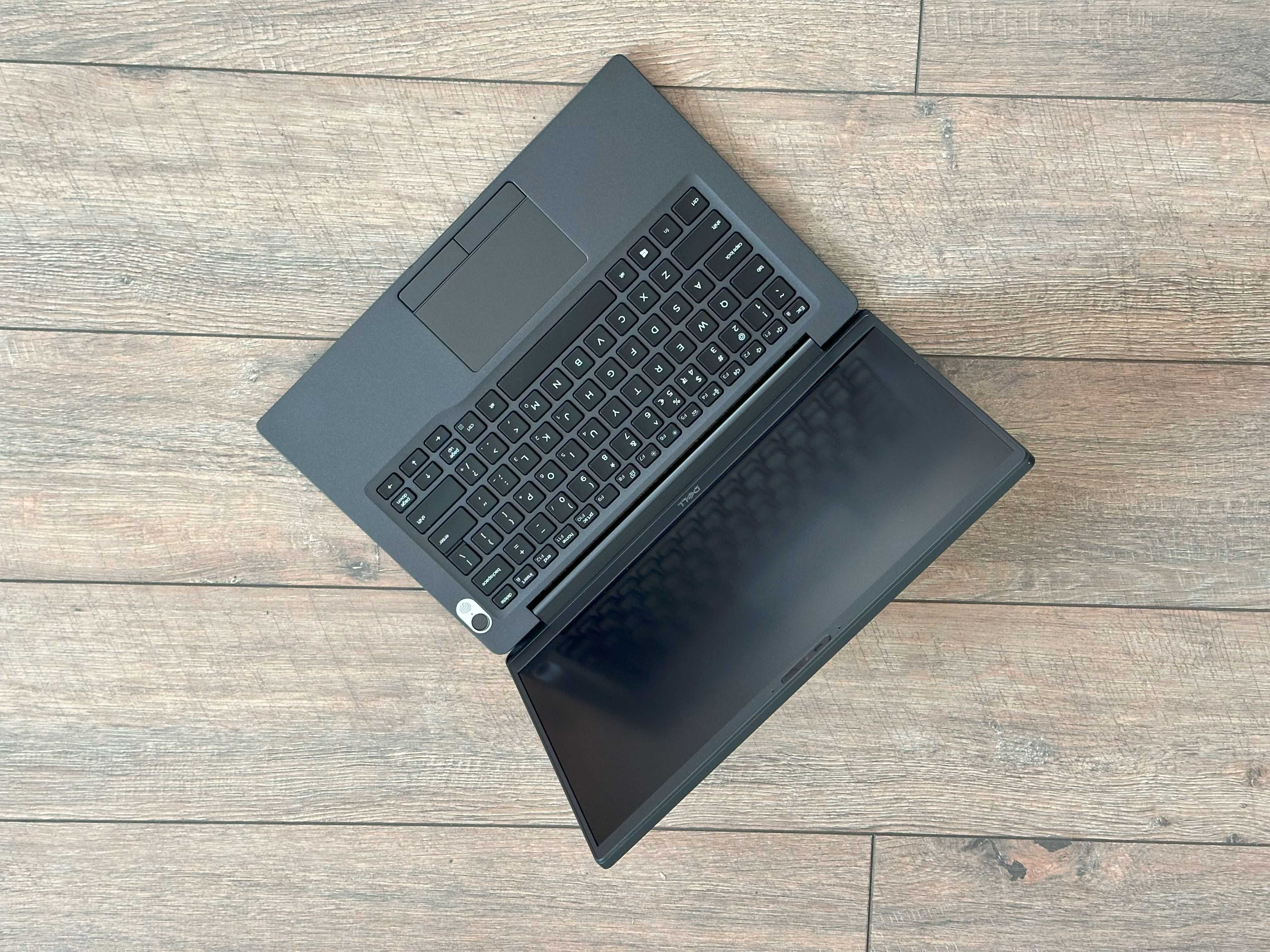 Laptop Dell, Latitude 7400 carbon, I7, 512GB impecabil