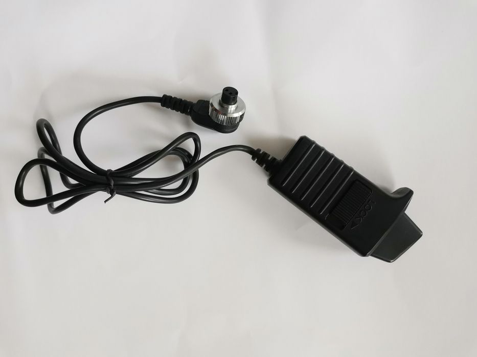 Дистанционен спусък Nikon MC-12B