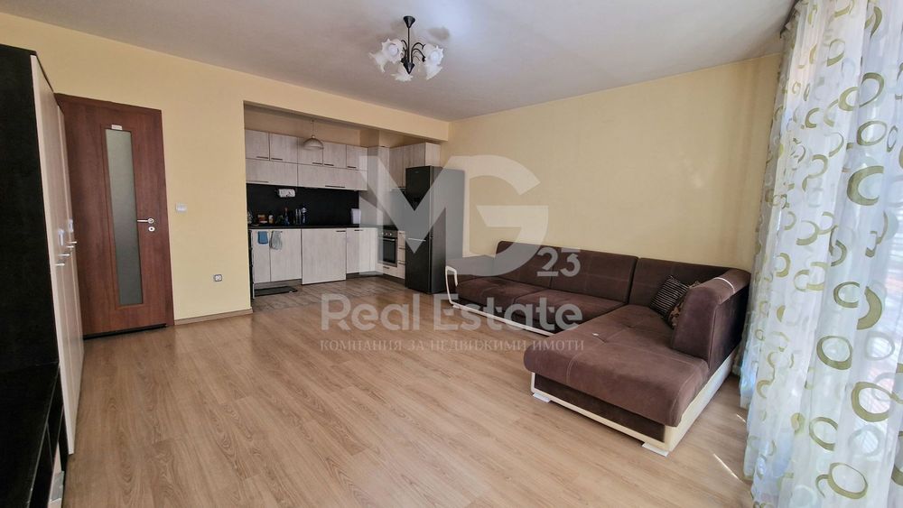 Продава се Двустаен апартамент в Пловдив, Остромила - 84 кв.м за 1310 €/кв.м - Снимка #1